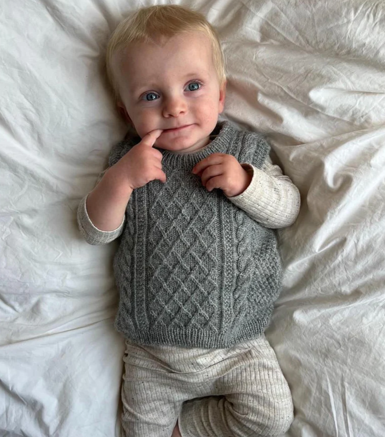 Moby Slipover - Baby